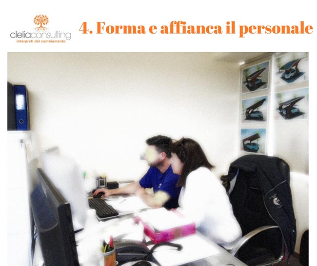 Forma e affianca il personale